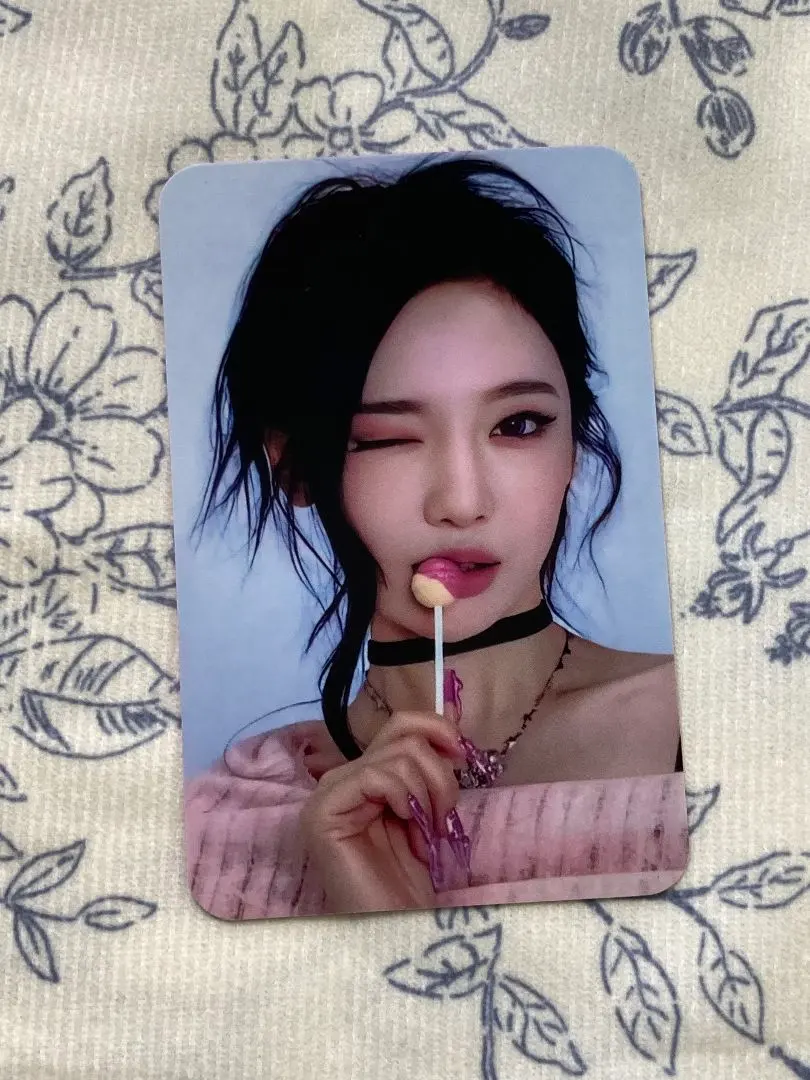Thumbnail of Ningning aespa ktown4u SMTOWN 30th Anniversary Trading Card