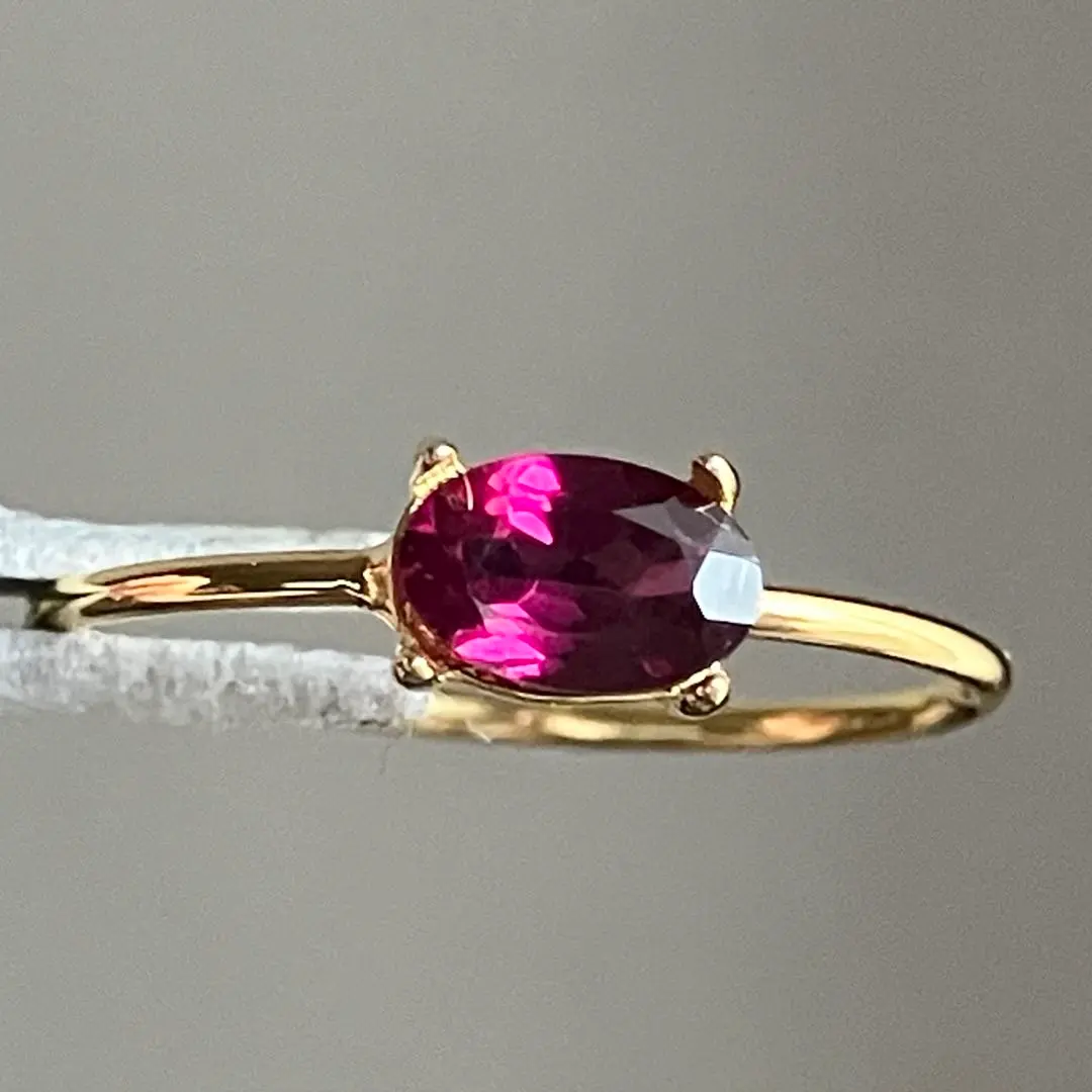 Thumbnail of Oval Faceted Ring with Rhodolite Garnet 0928