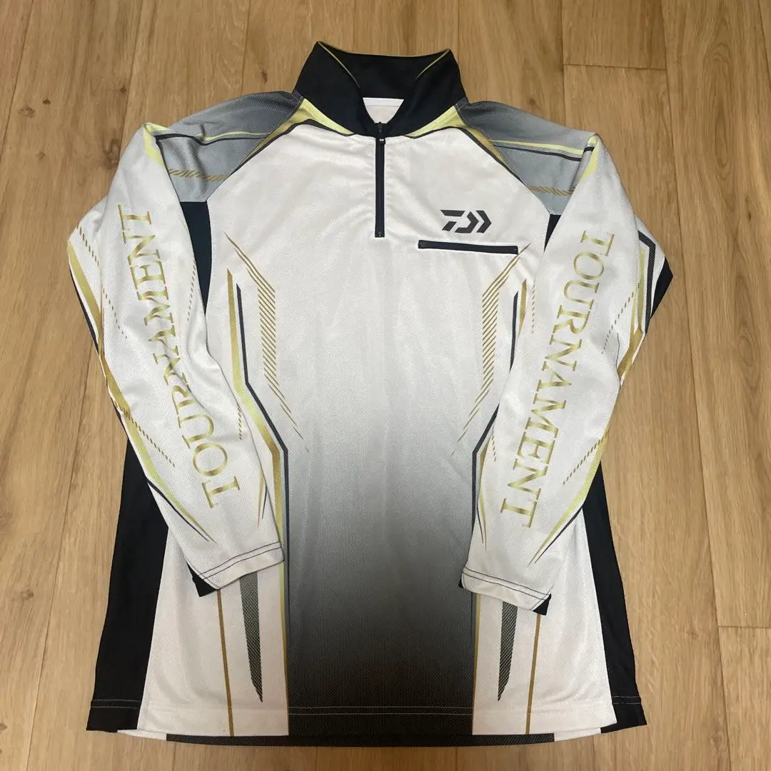 【美品】ダイワ TOURNAMENT ウェア3点セット ダイワ】 97トーナメントZ 2500iA DAIWA TOURNAMENT-Z