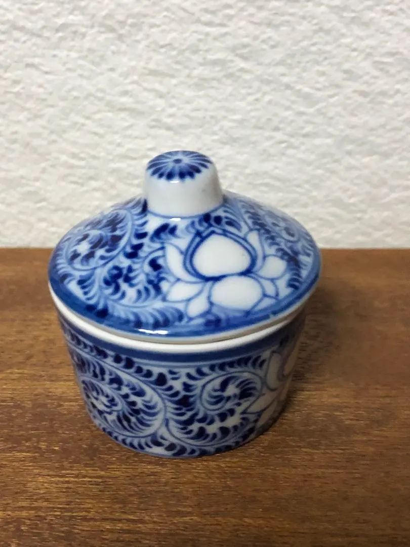 Thumbnail of Spice containers with lids 3️⃣