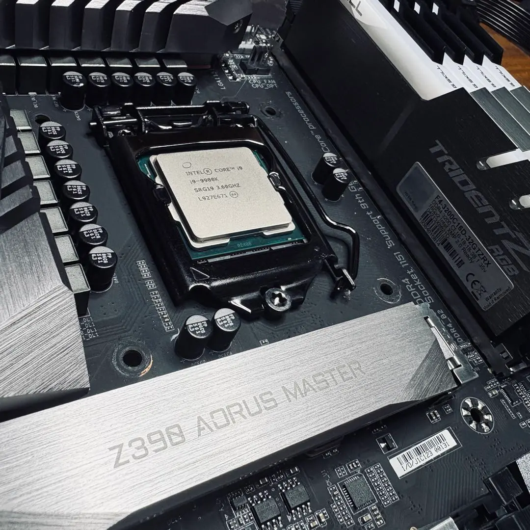 2025年最新】gigabyte z390 aorus masterの人気アイテム - メルカリ