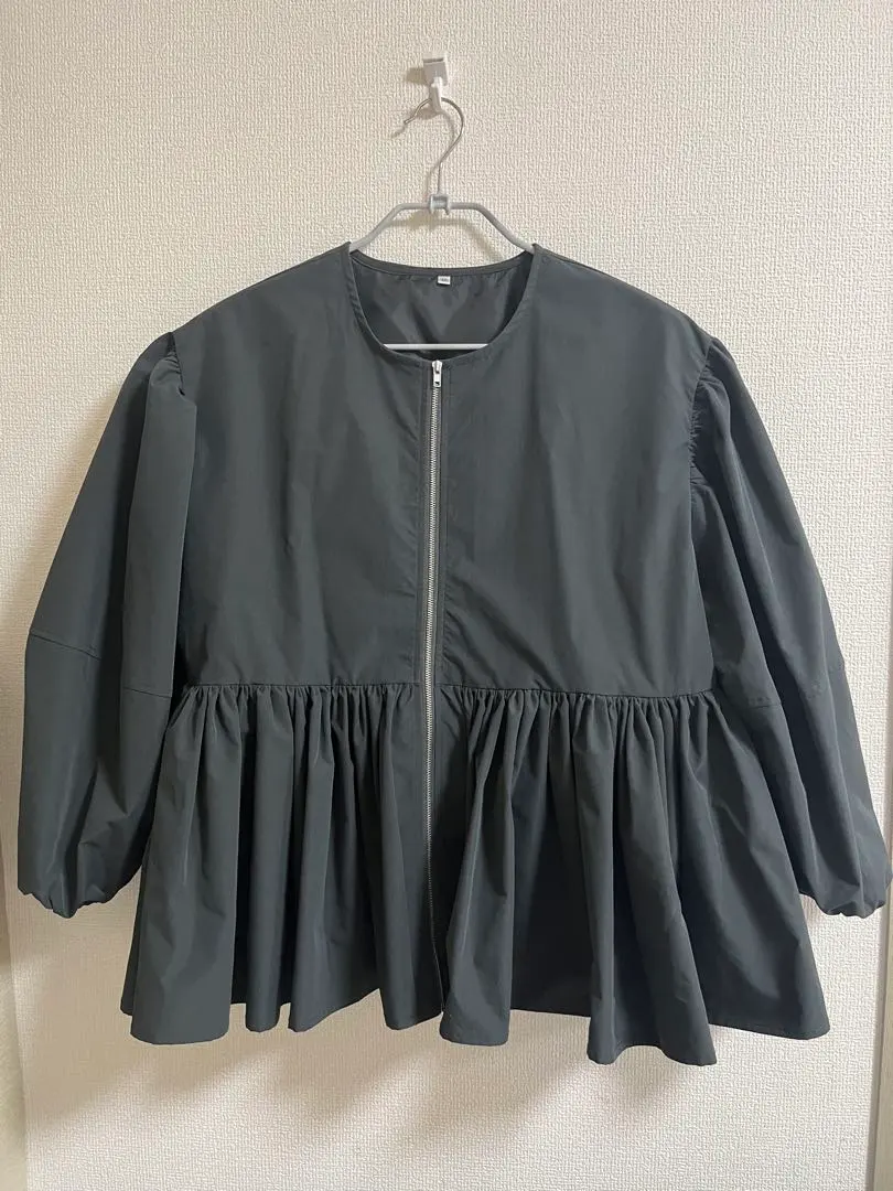 炭灰色 荷葉邊外套M 的縮圖