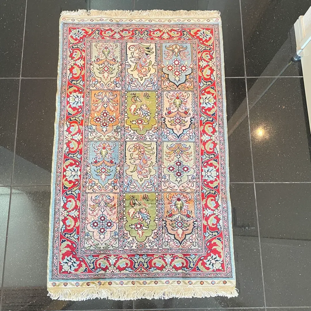 ヘレケ HEREKE CINAR トルコ有名なチナール工房 シルク100%絹絨毯 ヘレケ HEREKE CINAR トルコ有名なチナール工房 シルク100%絹絨毯
