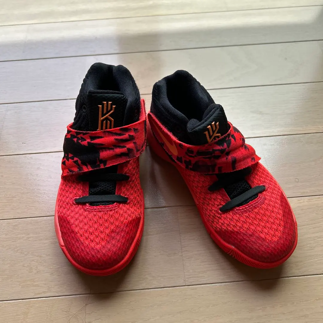 耐吉 Kyrie 2 inferno 17cm 的縮圖