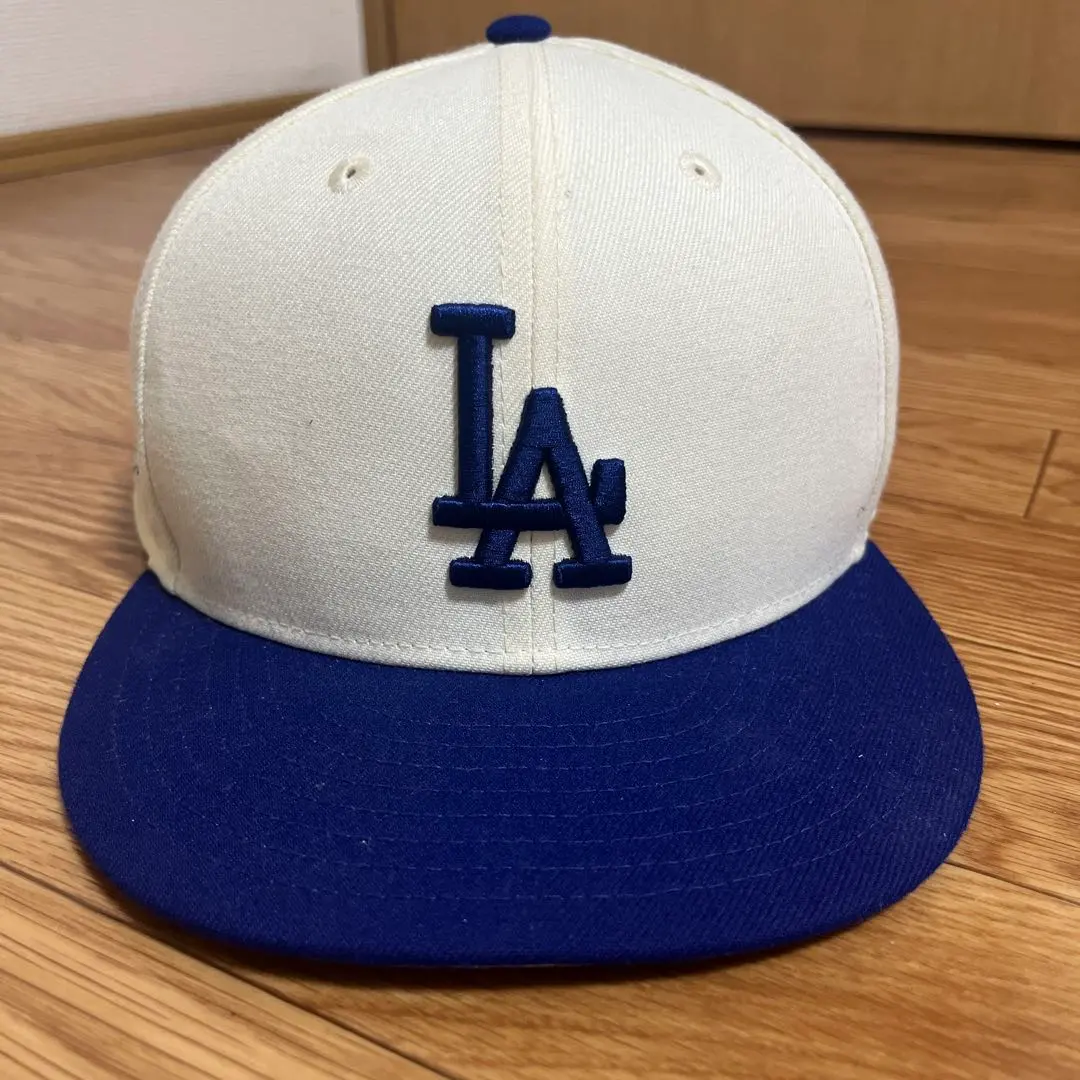 Thumbnail of New Era LA Baseball Cap, Cream/Navy, 61.5cm