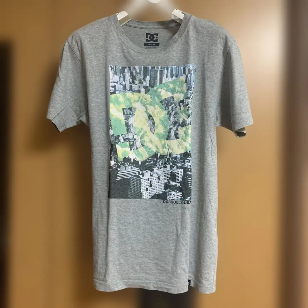 Thumbnail of DC Gray T-shirt, Size M