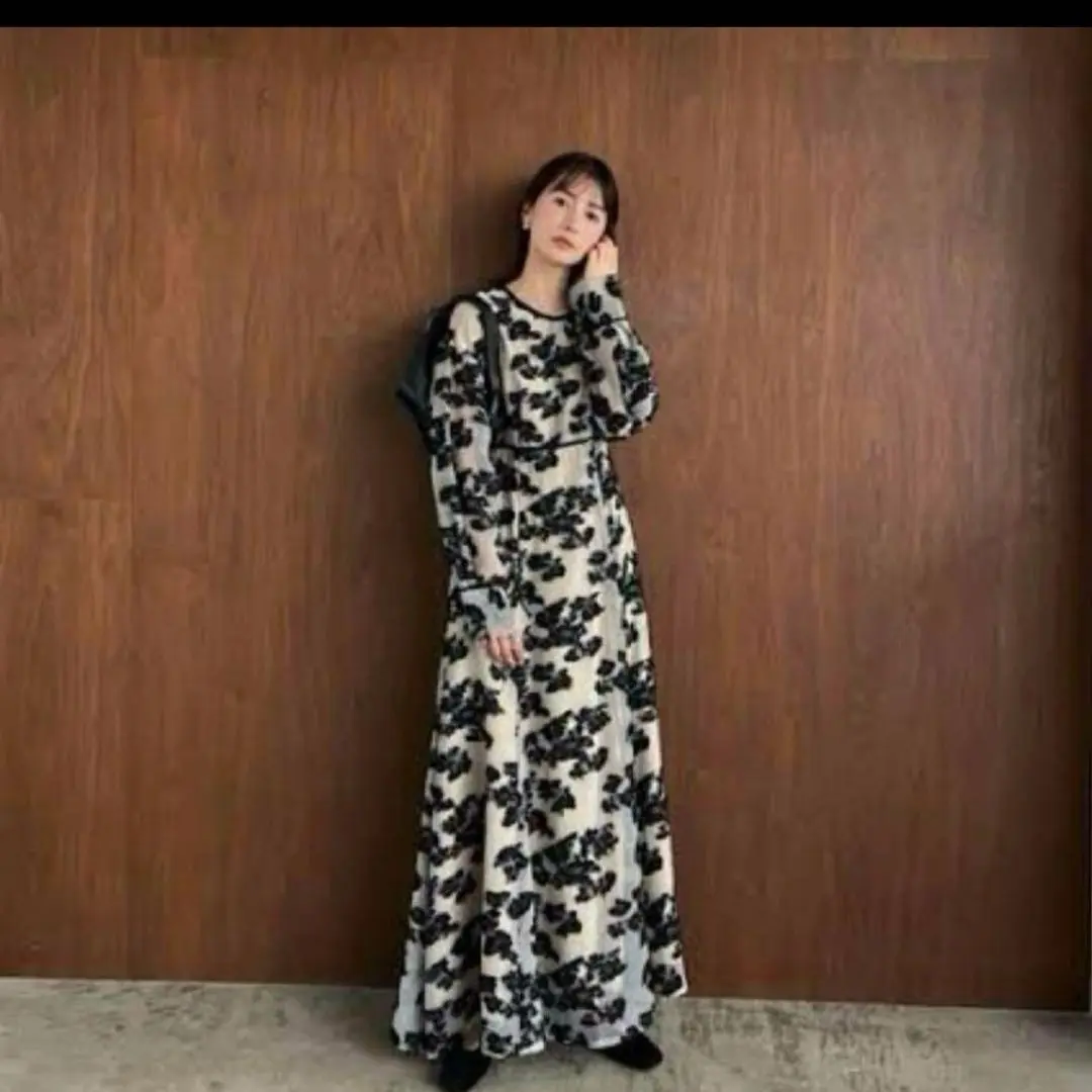 CLANE ドレス　結婚式　参列ドレス 花柄刺繍レースドレス(グレー)H1-402GRY-M | パーティドレススタイル