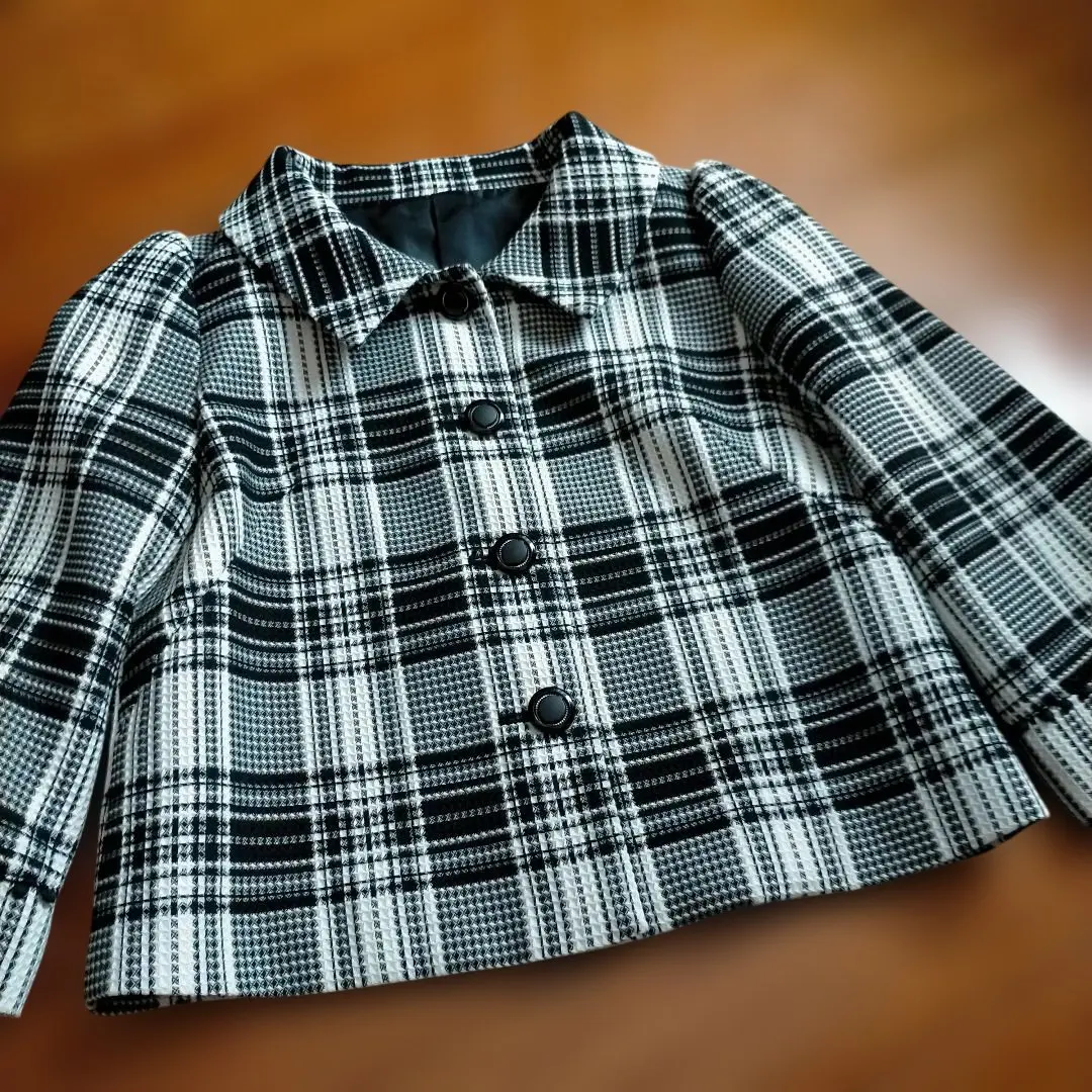 Thumbnail of Pin curl, occasion, entrance ceremony, graduation ceremony, wedding, jacket