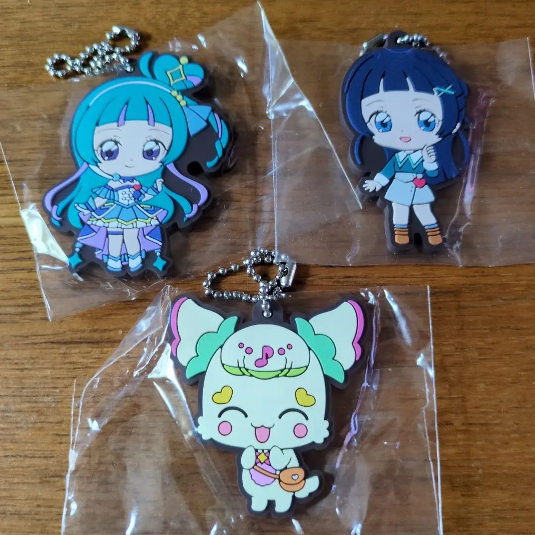 Thumbnail of Kimi to Idol PreCure Capsule Rubber Mascot