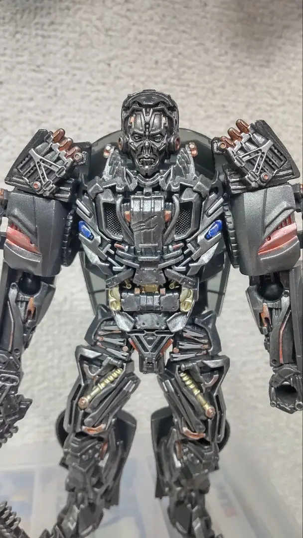 レビュー：TFスタジオシリーズ SS-10 ロックダウン | 超偏見超