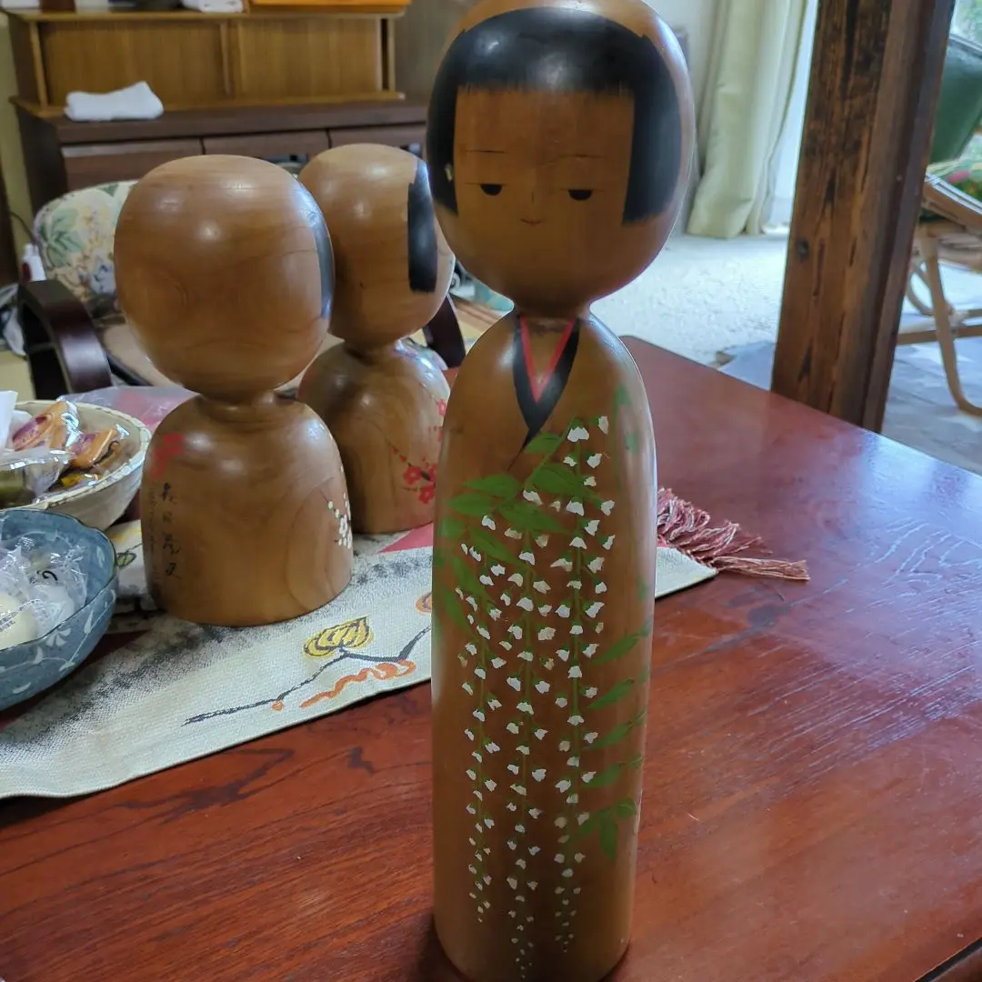 秋田湯沢　小野寺幸楽　作成　こけし(２体） 秋田木地山こけし小野寺幸楽作夫婦こけし19.7cm1対 - メルカリ