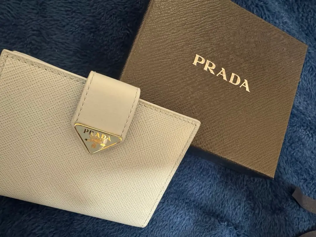 【新品未使用品★現行品】PRADA サフィアーノタブ 折り財布 送料関税込☆PRADA プラダ サフィアーノタブ 折り財布☆超人気