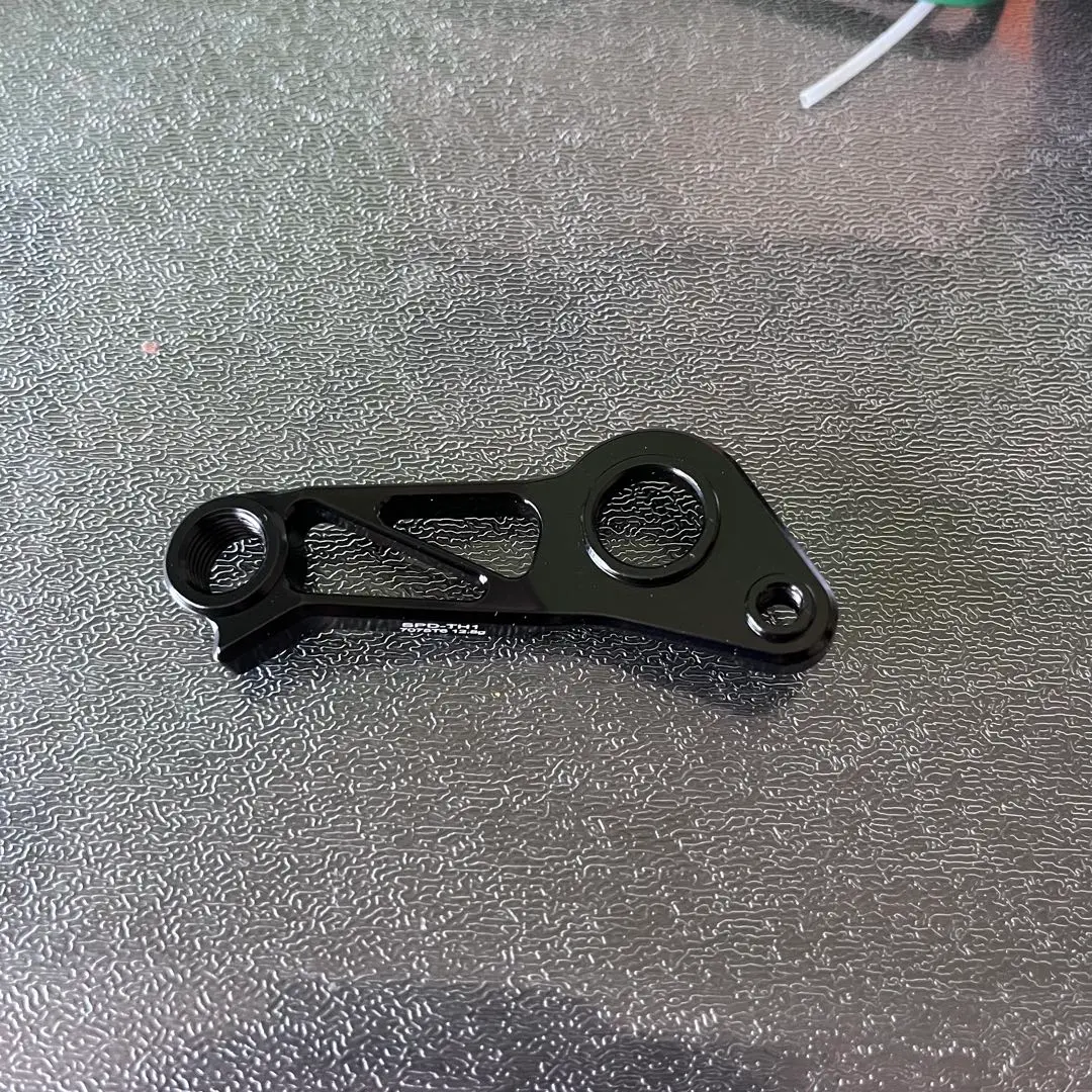 スペシャライズド スルーアクスル シャフト 前後セット スペシャライズド未使用品DT SWISS レバー付ロードバイクスルー