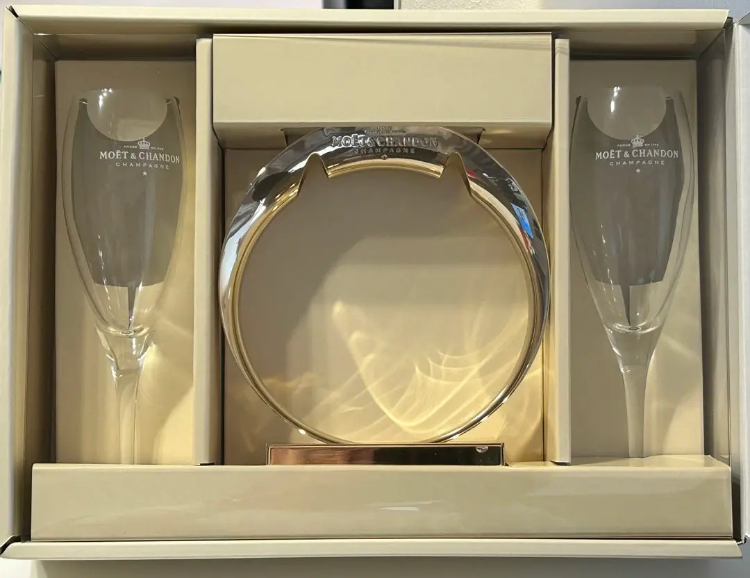 【希少／7➕1】シャンパンMOET CHANDON モエ シャンドン ペアグラス moet-200_1.jpg