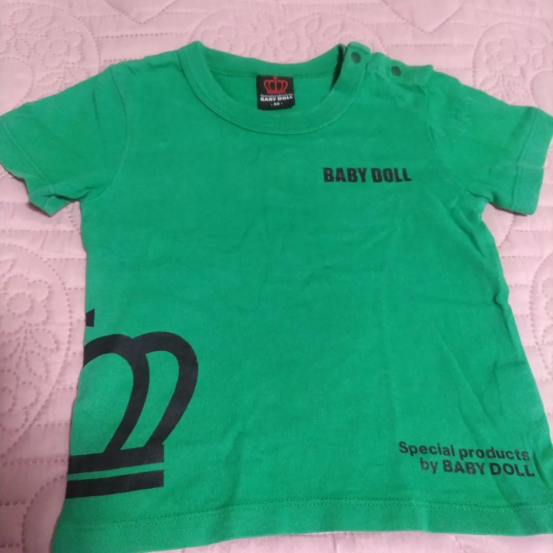 ♥️BABY DOLL 綠色 T恤 90 碼 的縮圖