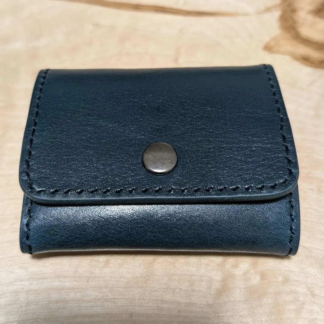 Thumbnail of Leather coin case, change purse, small item holder, accessory case