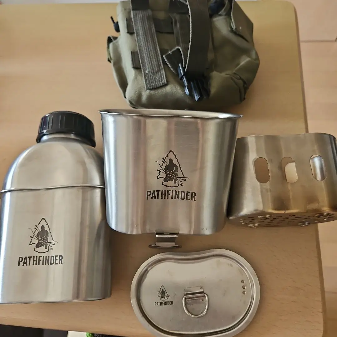 【ほぼ美品】PATHFINDER チタン製アウトドア容器4点セット ほぼ美品】PATHFINDER チタン製アウトドア容器4点セット