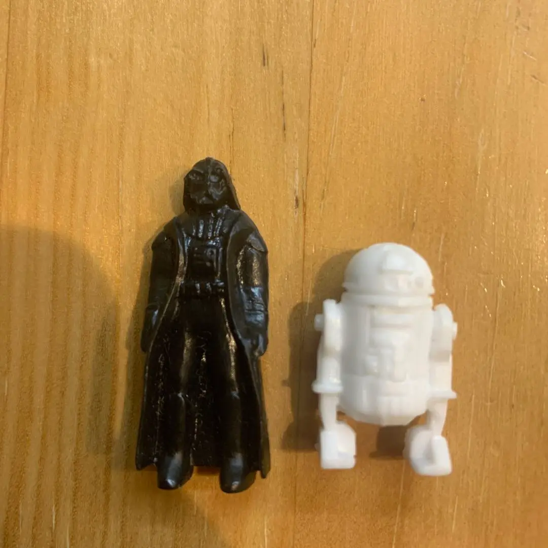 明治 スターウォーズ・チョコレート おまけミニフィギュア　当時もの 明治製菓のスターウォーズのおまけです。 | micro Museum