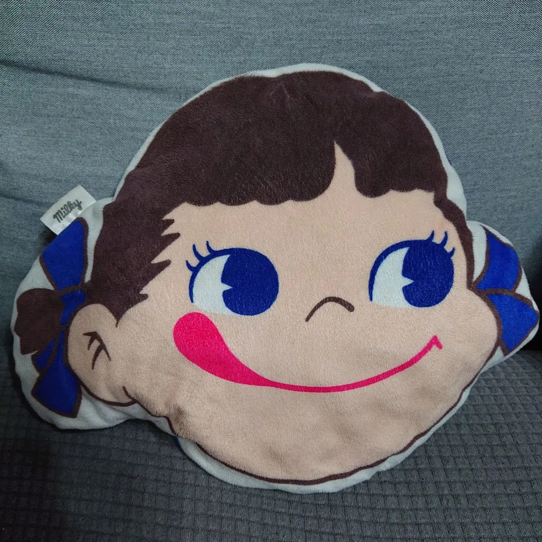 Thumbnail of Peko-chan cushion
