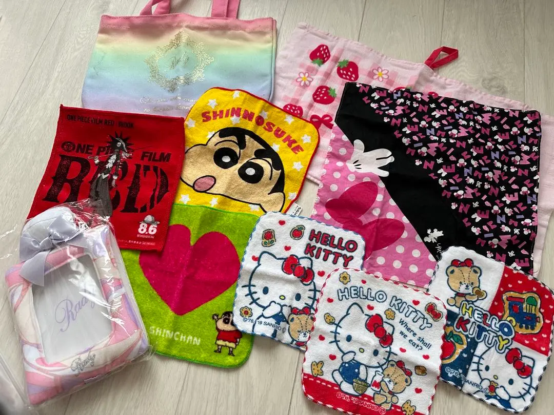 Rady x Hello Kitty タオル 6枚セット（小4枚大2)