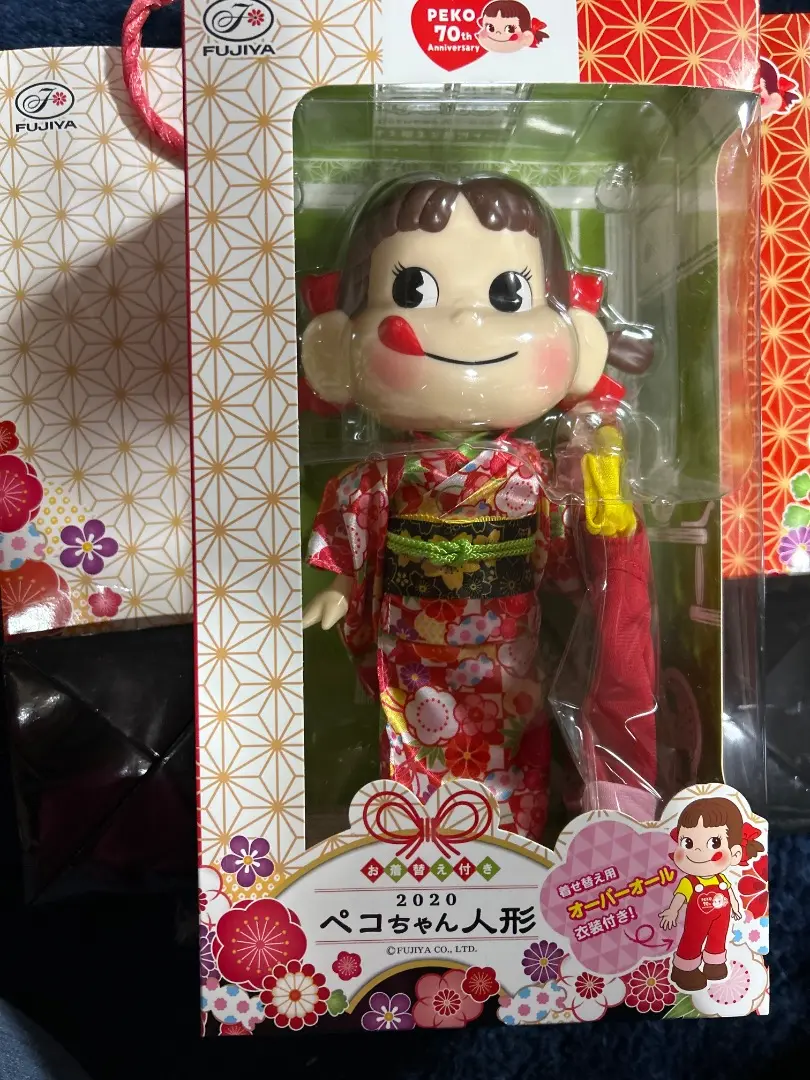 【新品・未開封】不二家 ペコちゃん お着物ペコちゃんシリーズ 舞妓ペコちゃん人形 不二家☆お着物ペコちゃんシリーズ☆舞妓ペコちゃん人形 - メルカリ
