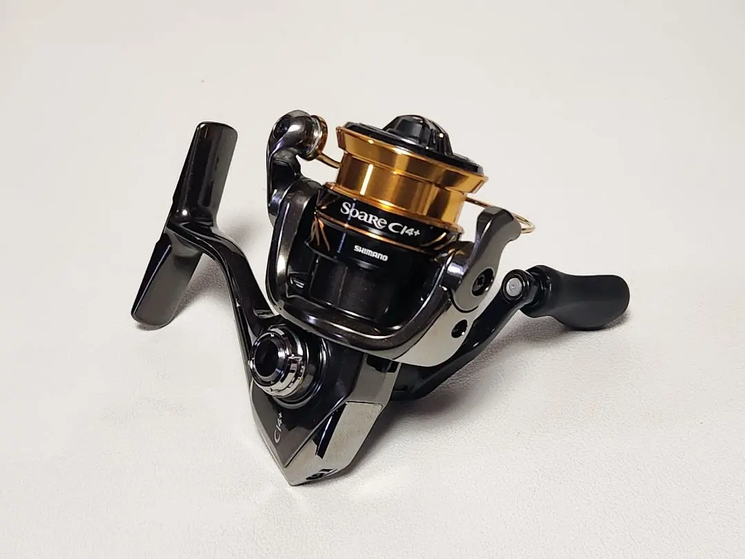 美品 シマノ 17ソアレS500CI4+ 17ソアレCI4+が誕生！最小番手500Sは驚異の140gと史上最軽量の