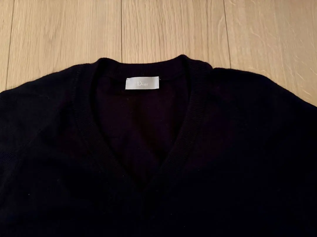 DiorHOMME ディオールオム ダメージ加工ウールVネックニットセーター M 2025年最新】Dior Homme ネック：Vネック メンズ ニット