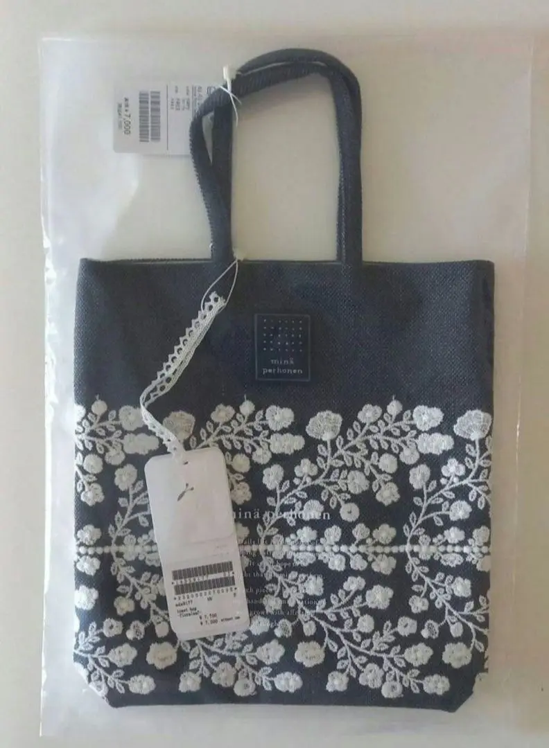★新品未使用★ミナペルホネン　トーストバックfloraleaf floraleaf toast bag - minä perhonen