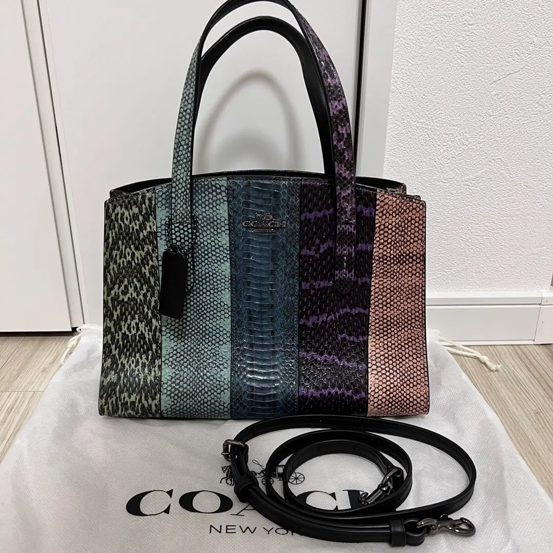 【極美品】COACH チャーリー キャリーオール 28 トートバッグ コーチ COACH チャーリーキャリーオール28 トートバッグ - メルカリ