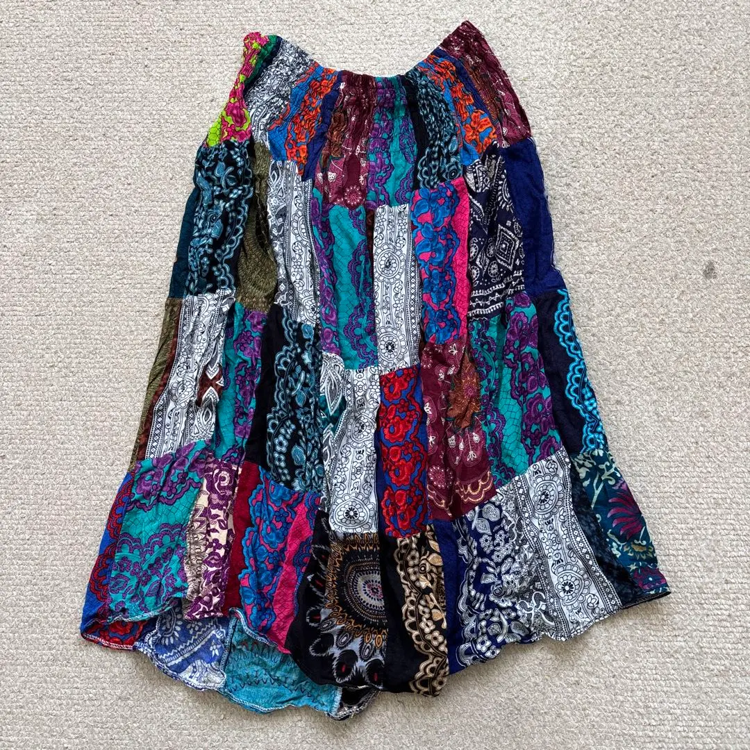 民族風拼布喇叭裙 的縮圖