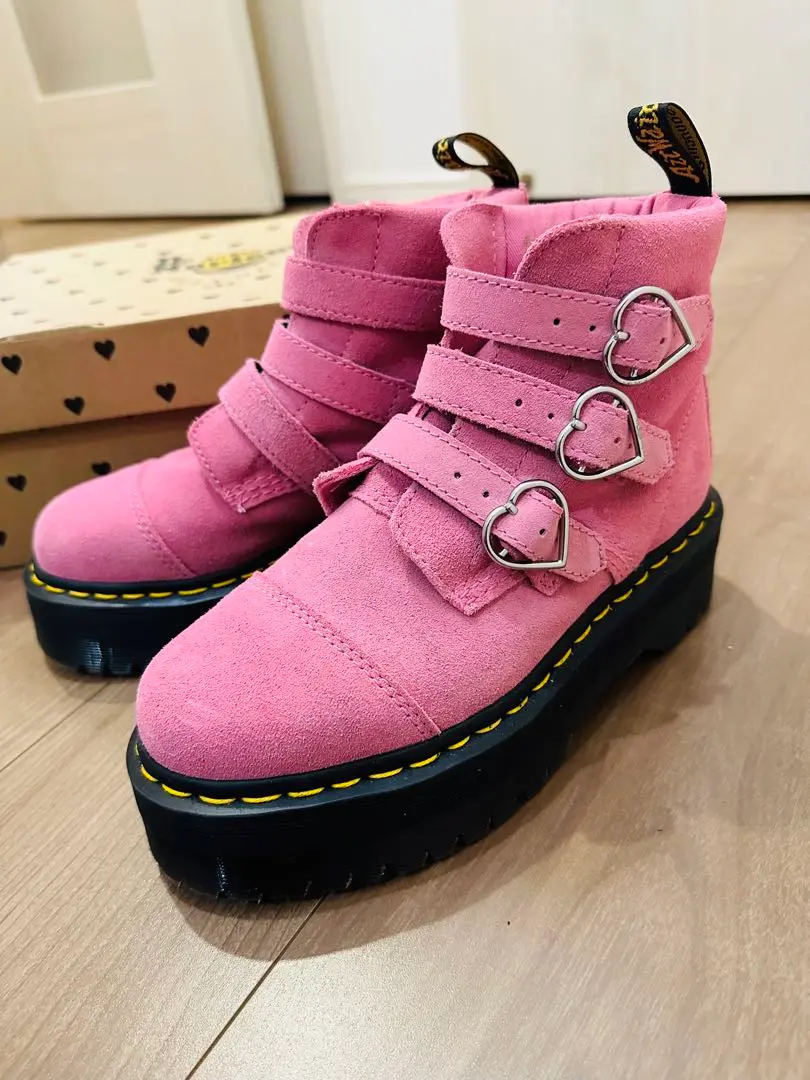 ●Dr. Martens × Lazy Oaf✨ ♥ハート柄♡UK7♡ ○Dr. Martens × Lazy Oaf✨ ♥ハート柄♡UK7♡