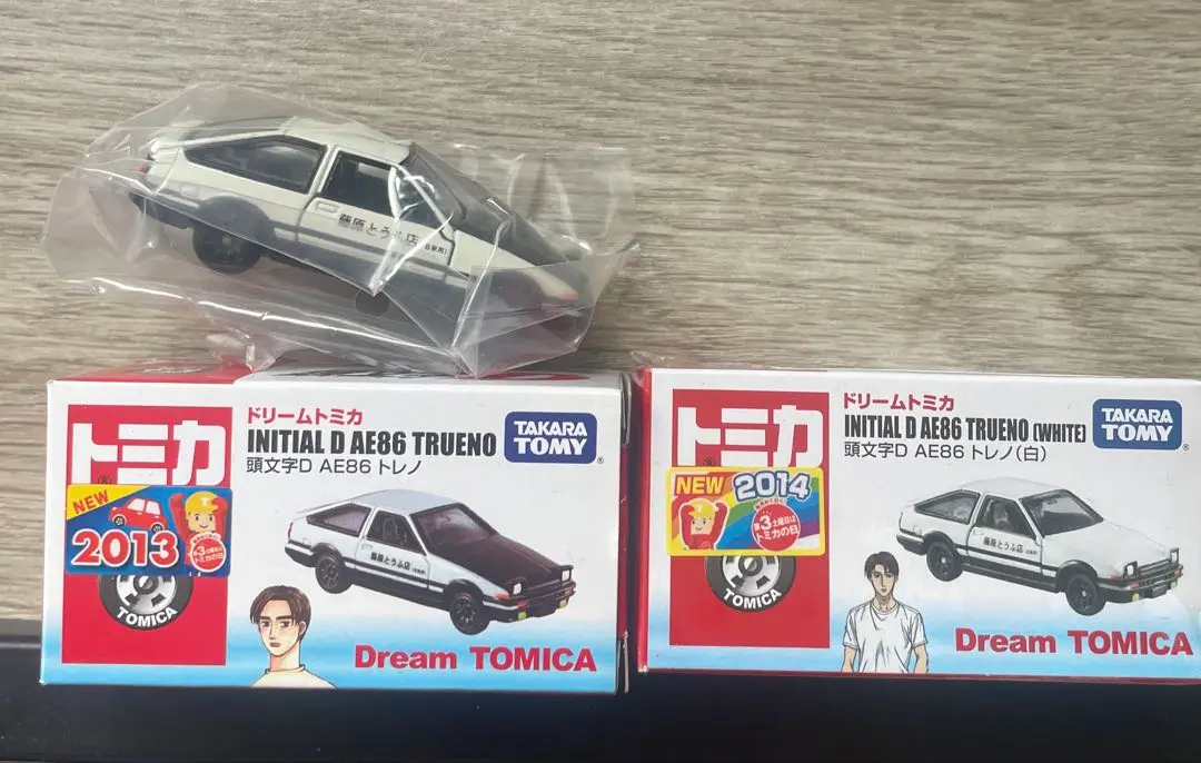 頭文字D AE86 トレノ 2013エラー品！ 2014 ドリームトミカセット Yahoo!オークション - ドリーム トミカ 頭文字D AE86 トレノ