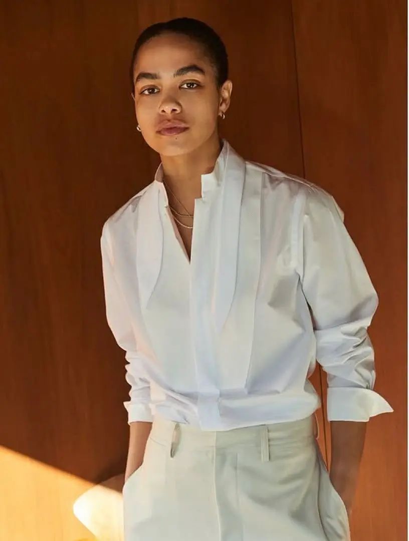 BOURRIENNE Paris X ラウンドカラーシャツ ホワイト 36 美品 BOURRIENNE Paris X(ブーリエンヌ) | ロマンシエ－ル シアー