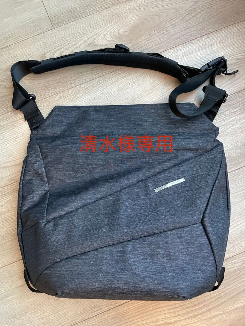 Radiant Mega Sling（Black Jacquard） 新品未使用 Radiant Mega Sling｜美しいフォルムと機能性を兼ね備えた
