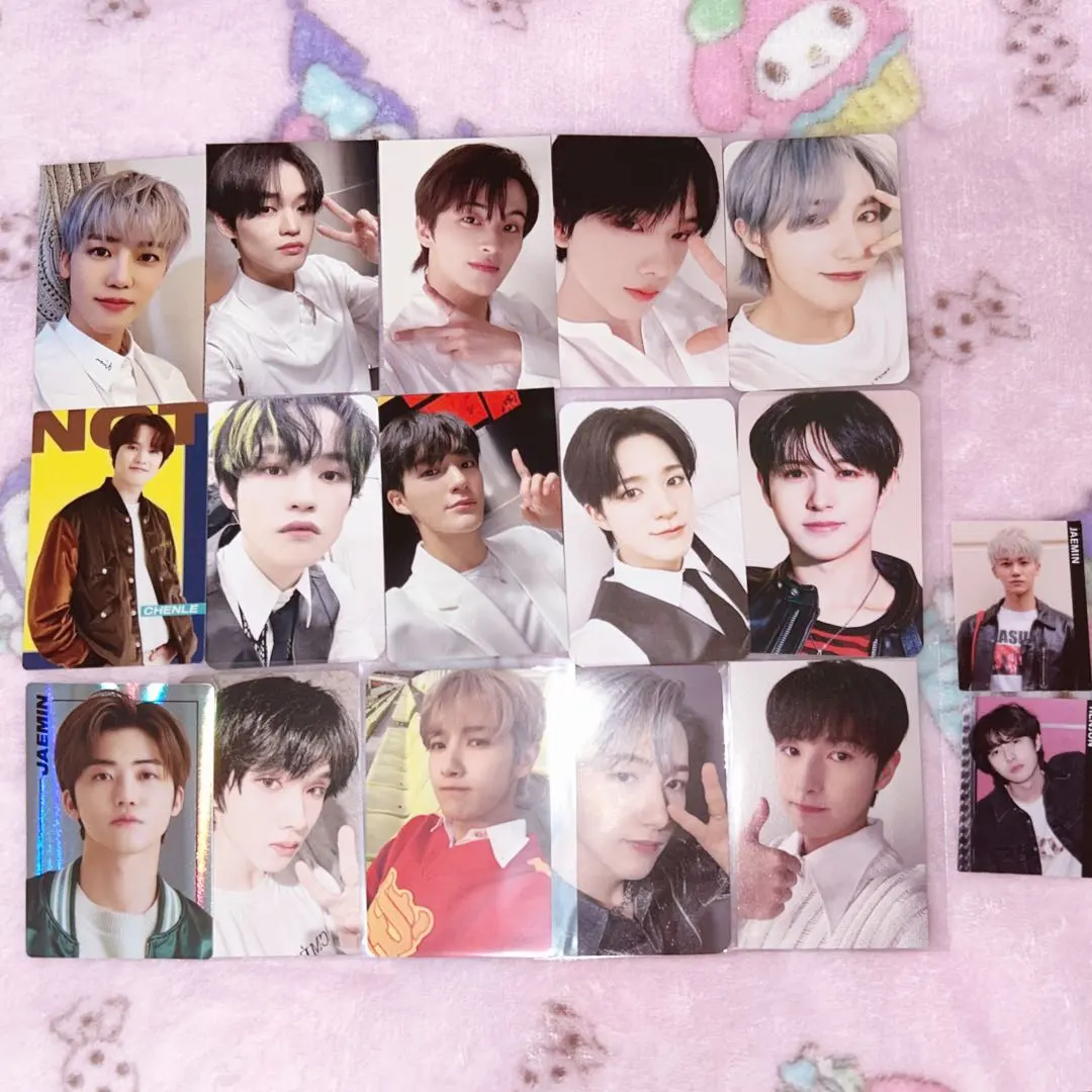 Thumbnail of NCT Dream Dream photocard bonus Blu-ray 15-piece set