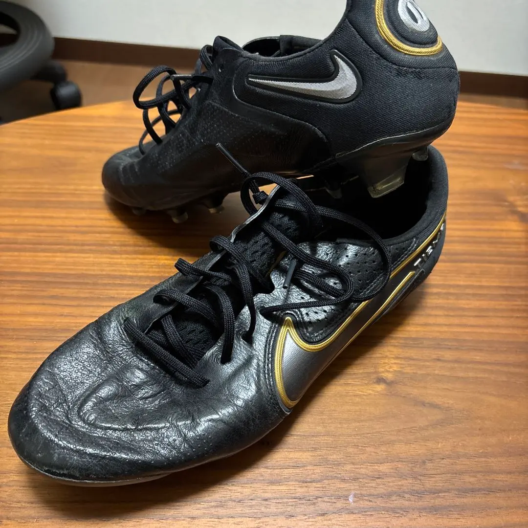 Thumbnail of NIKE Tiempo cleats