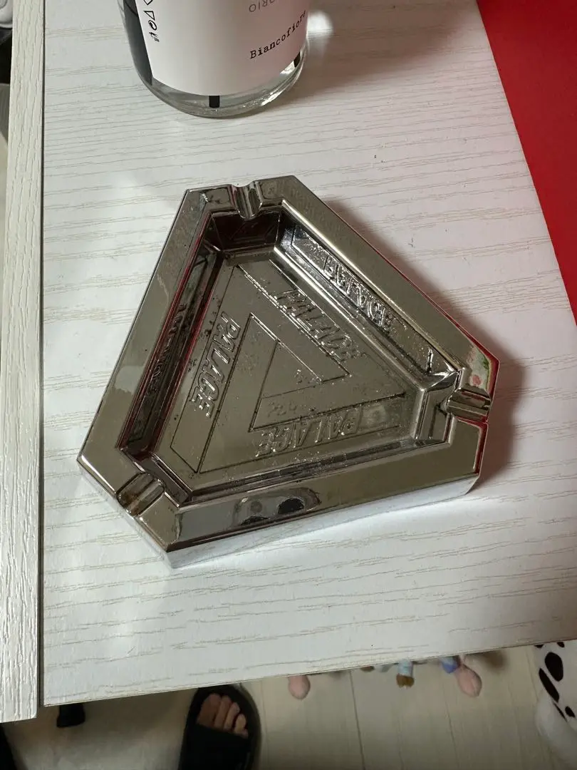 2025年最新】Palace Skateboards 置き型灰皿の人気アイテム
