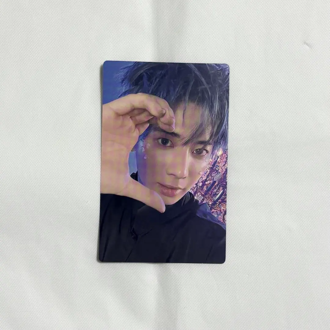 Thumbnail of TXT Starkissed Limited Edition B Photocard Taehyun