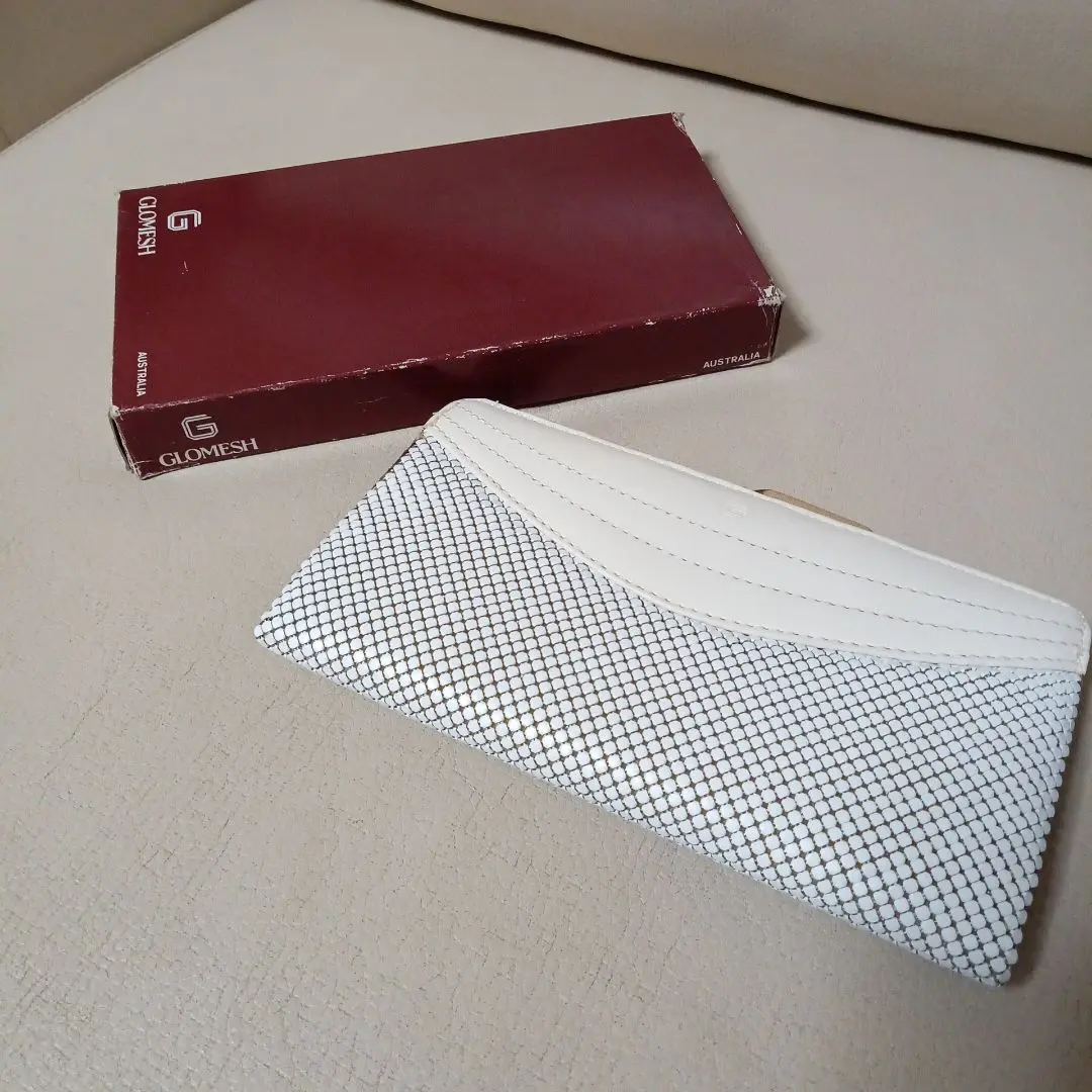 財布 GLOMESH オーストラリア 新品未使用 白 2つ折り