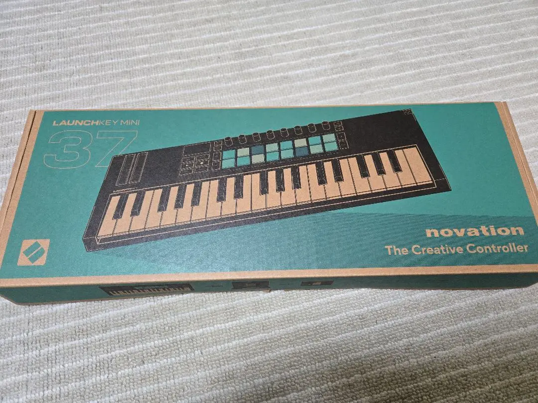 LAUNCHKEY MINI 37 MK4 おまけつき(ライセンス有) LAUNCHKEY MINI 37 MK4 おまけつき(ライセンス有)