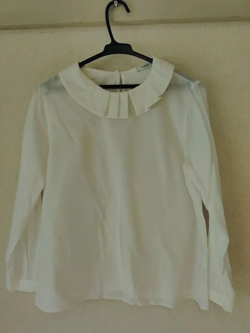 Thumbnail of pou dou dou white shirt