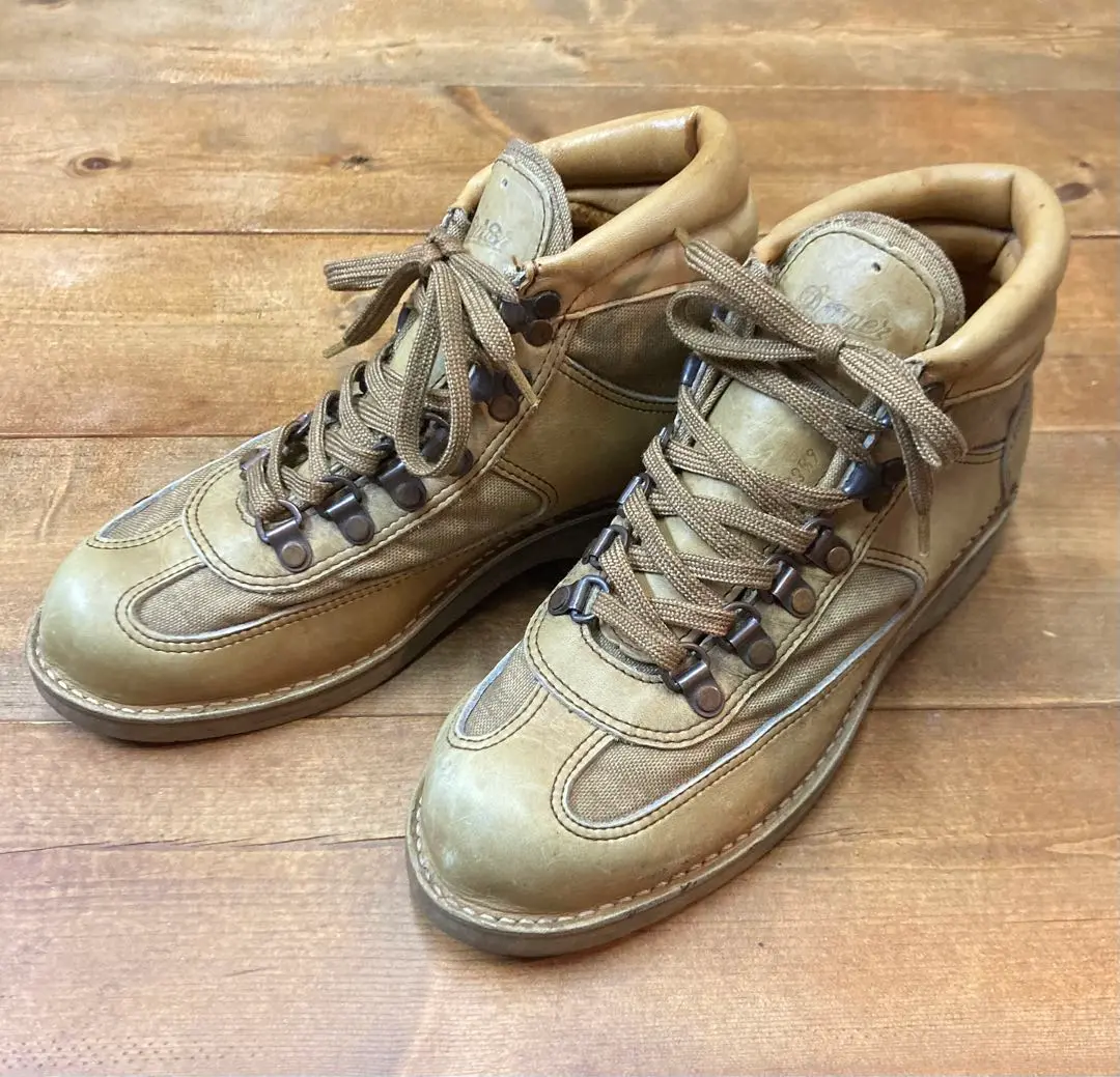メルカリ市最終セール‼️】DannerフェザーライトGTX【防水ブーツ】