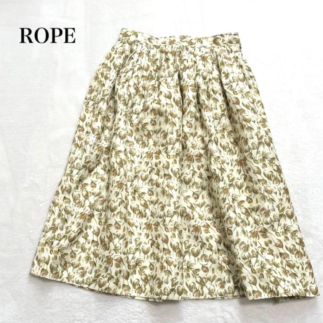 Thumbnail of Rope - Good Condition - Tucked Flare Skirt - Floral Pattern - A-line - All Season - Elegant - Clean Look