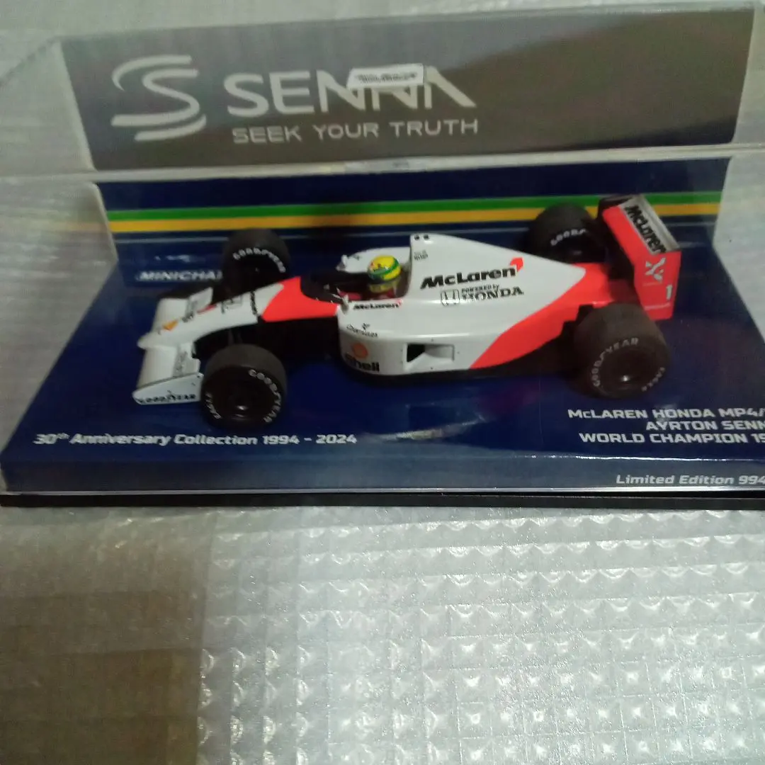 Thumbnail of Ayrton Senna / Minichamps 1/43 McLaren Honda MP4/6