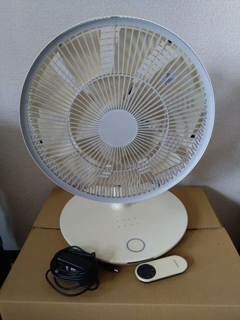 バルミューダ2011年製扇風機　羽根径30cm EGF-1100 バルミューダ2011年製扇風機 羽根径30cm EGF-1100 - メルカリ