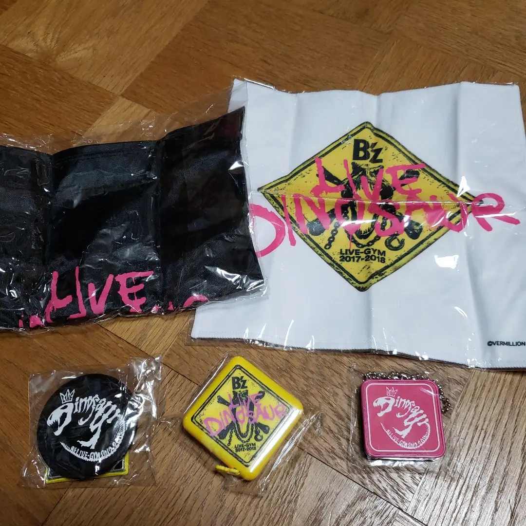 B'z ダイナソー ガチャガチャセット 2025年最新】B'z ガチャ ダイナソーの人気アイテム - メルカリ