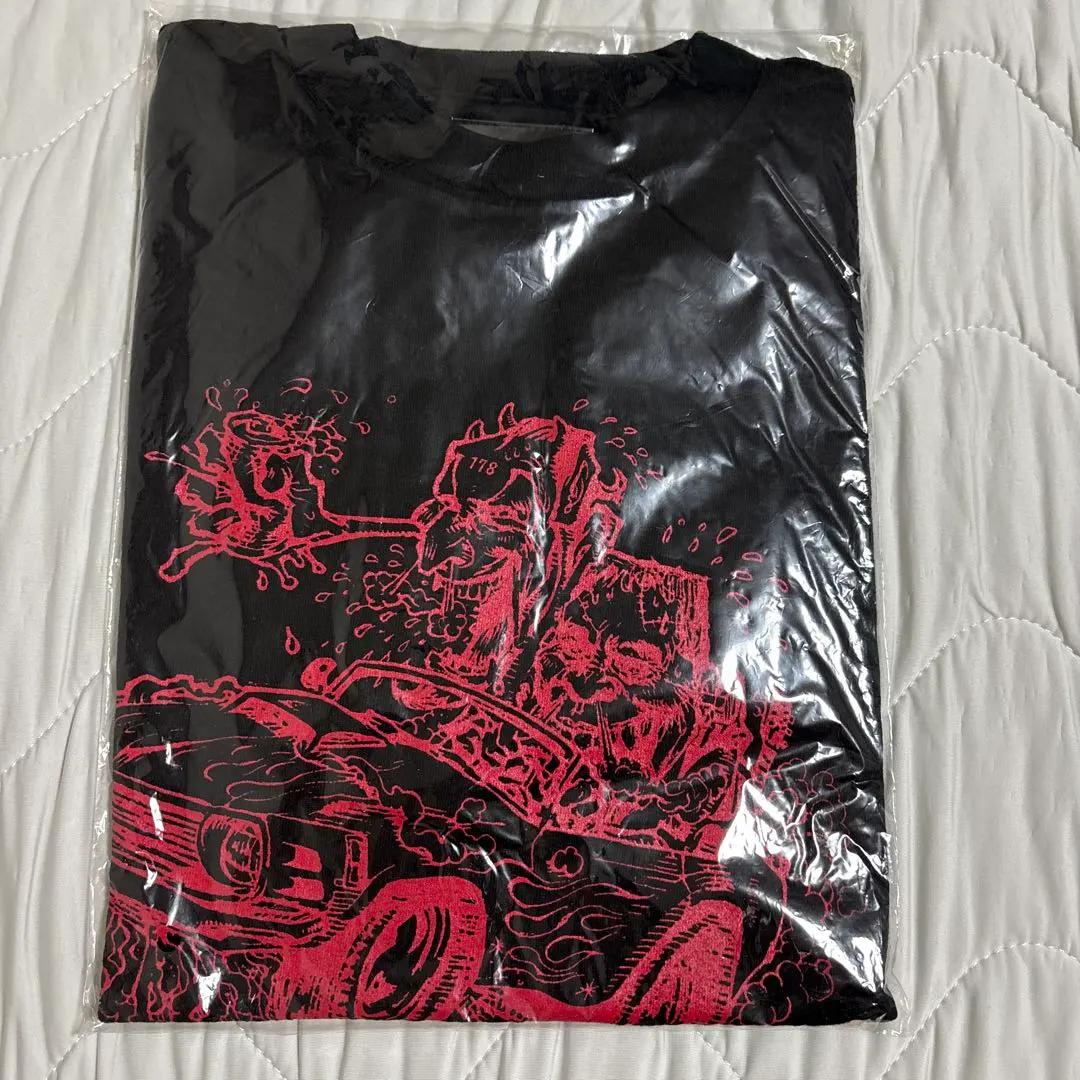 Thumbnail of B'z Live-Gym Pleasure 2000 juiceCrew T-shirt