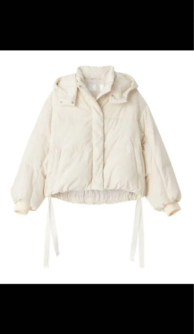 リリアンカラット　ダウン ✴︎ RECOMMENDED OUTER ✴︎ ⁡ コンパクトな丈感が魅力の