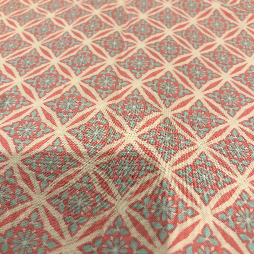 Thumbnail of Fabric: Pink x Light Blue Geometric Pattern Remnant, Approximately 55 x 50 cm. 【Final Price】