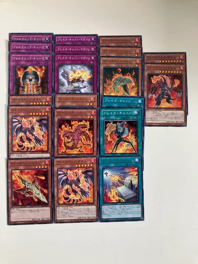 遊戯王 - 山屋　即日発送　ヴォルカニックデッキ　構築済みデッキ　まとめ売り 2025年最新】ヴォルカニックデッキの人気アイテム - メルカリ
